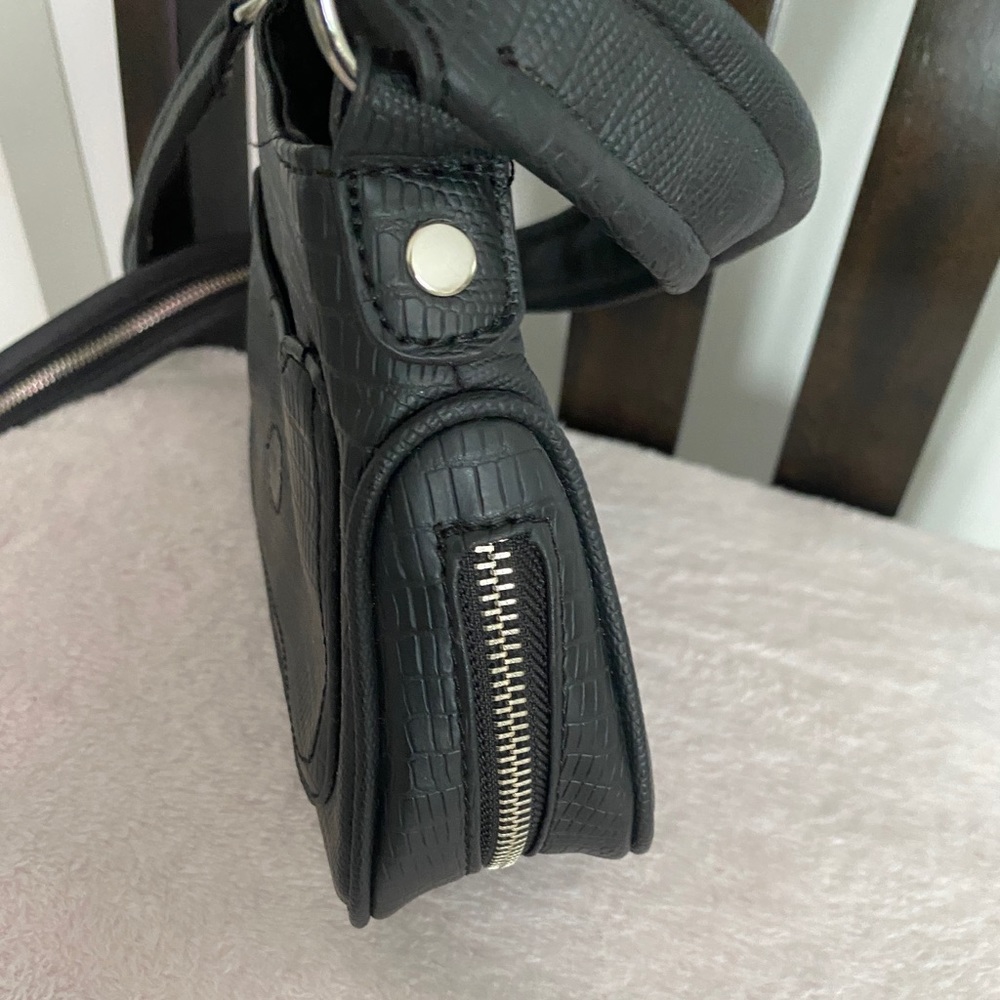 FOREVER 21 CROSSBODY BAG - Picture 3 of 5